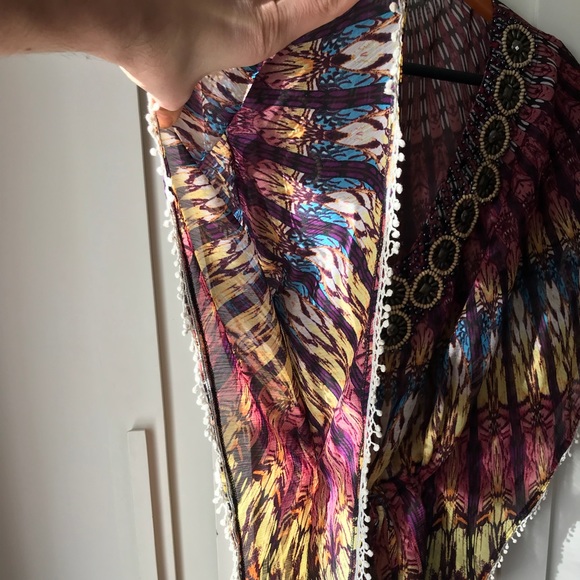 Fun lightweight blouse - Picture 7 of 8